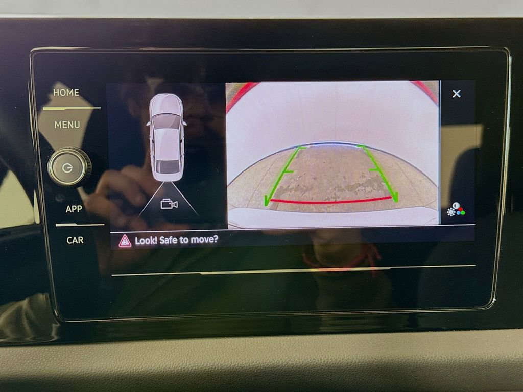 Used 2025 Volkswagen Jetta Sport image 15