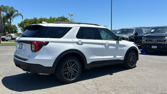 New 2026 Ford Explorer ST w/ Sun And Sound Package AWD/4WD image 3