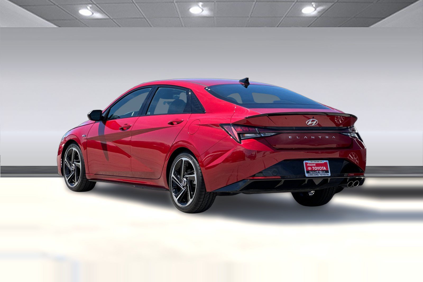 Used 2021 Hyundai Elantra N Line FWD image 3