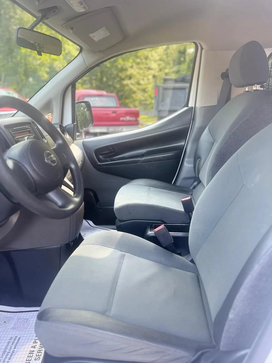 Used 2017 Nissan NV200 S FWD image 10
