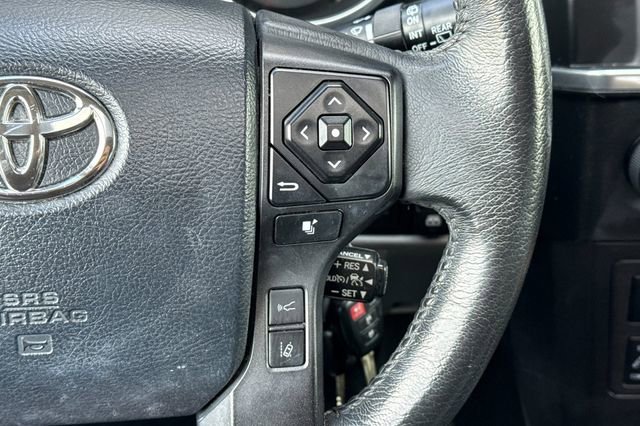 Used 2018 Toyota Sequoia Platinum w/ Carpet Mat Package AWD/4WD image 31