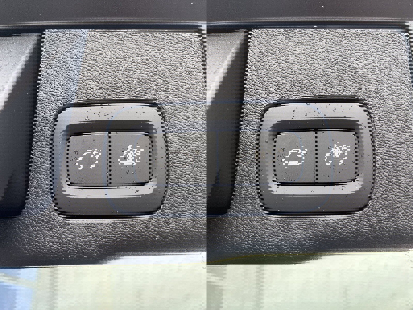 New 2026 Volvo XC60 B5 Core w/ Climate Package image 24