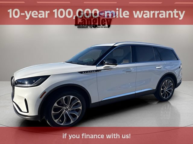 Used 2025 Lincoln Aviator Reserve w/ Illumination Package AWD/4WD image 2