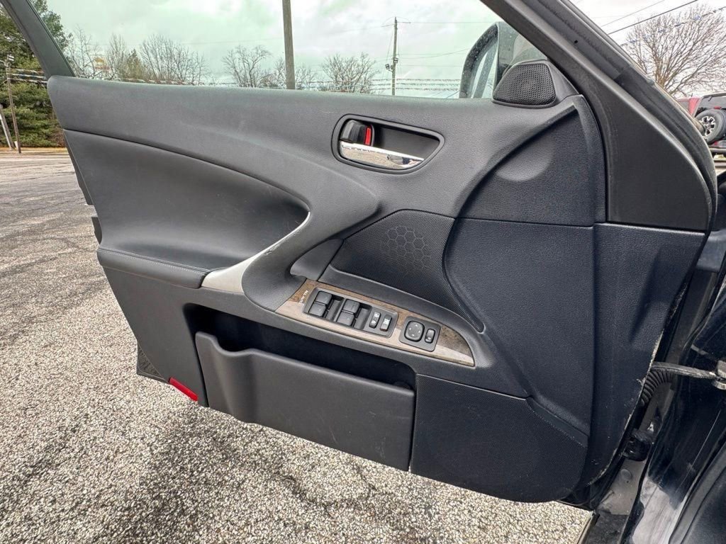 Used 2009 Lexus IS 250 AWD image 23