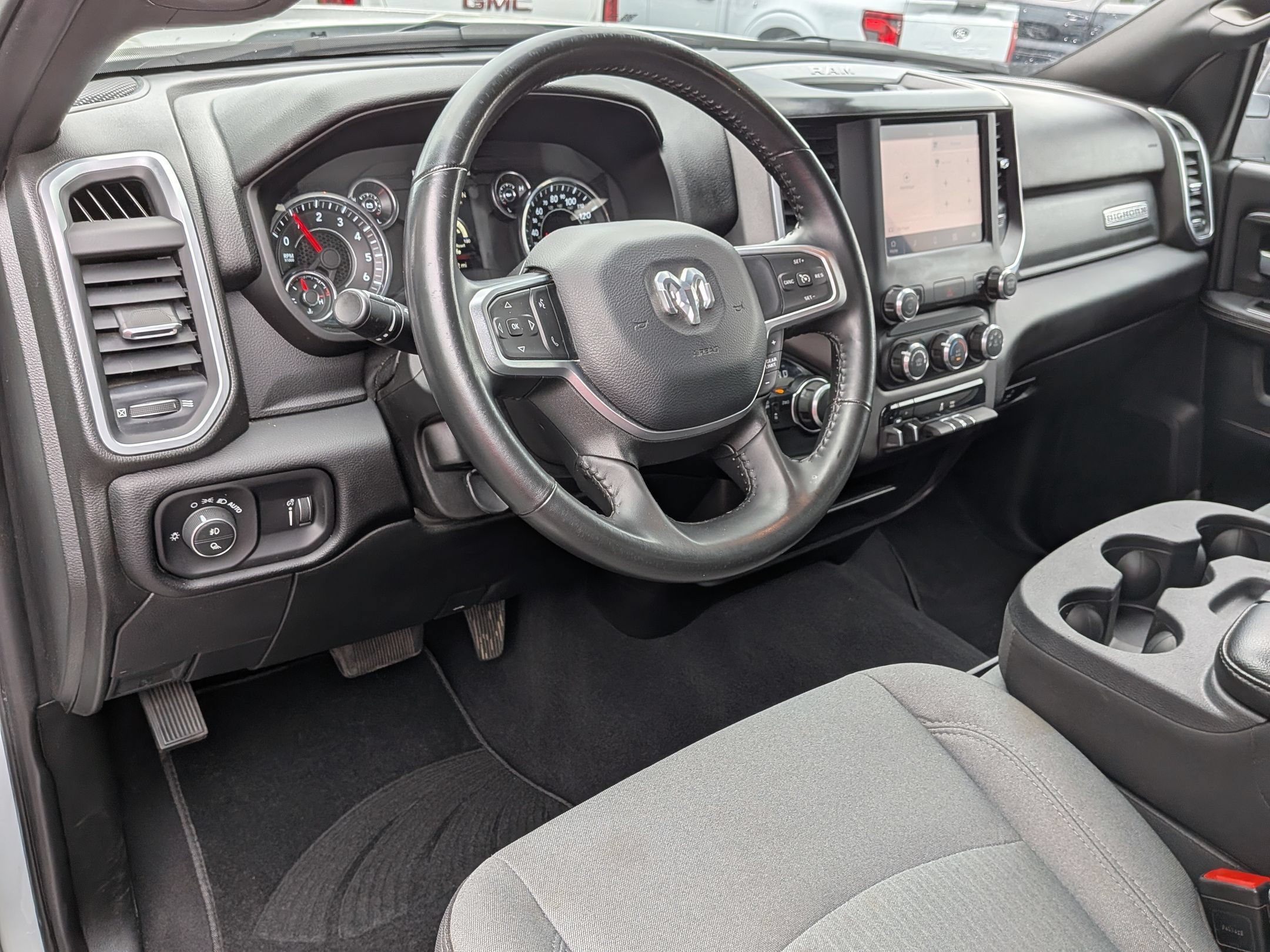 Used 2024 RAM 2500 Big Horn AWD/4WD image 16