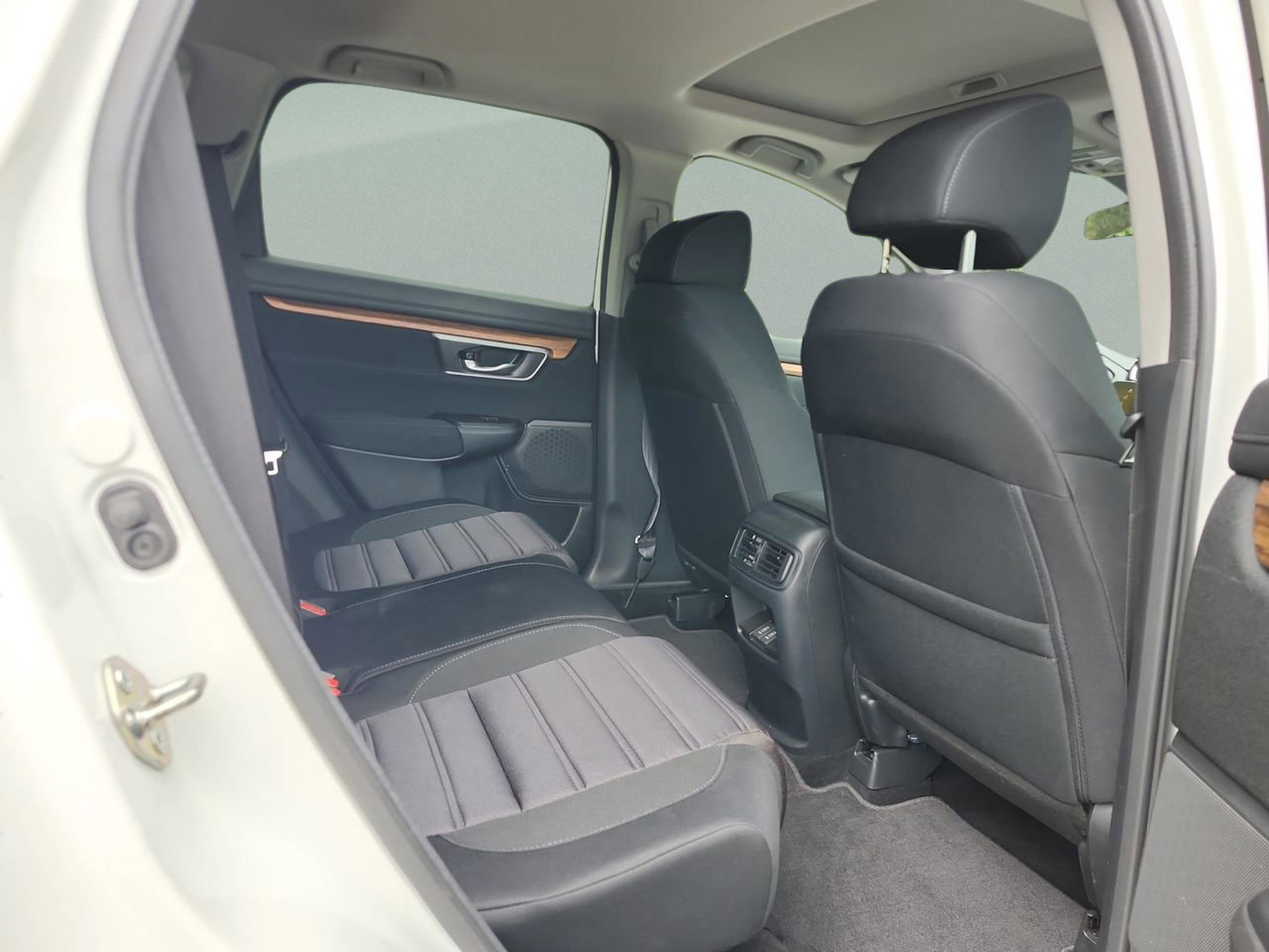 Certified 2018 Honda CR-V EX image 18