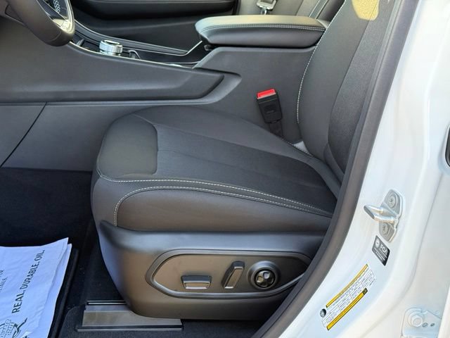 New 2026 Jeep Grand Cherokee L Laredo AWD/4WD image 14