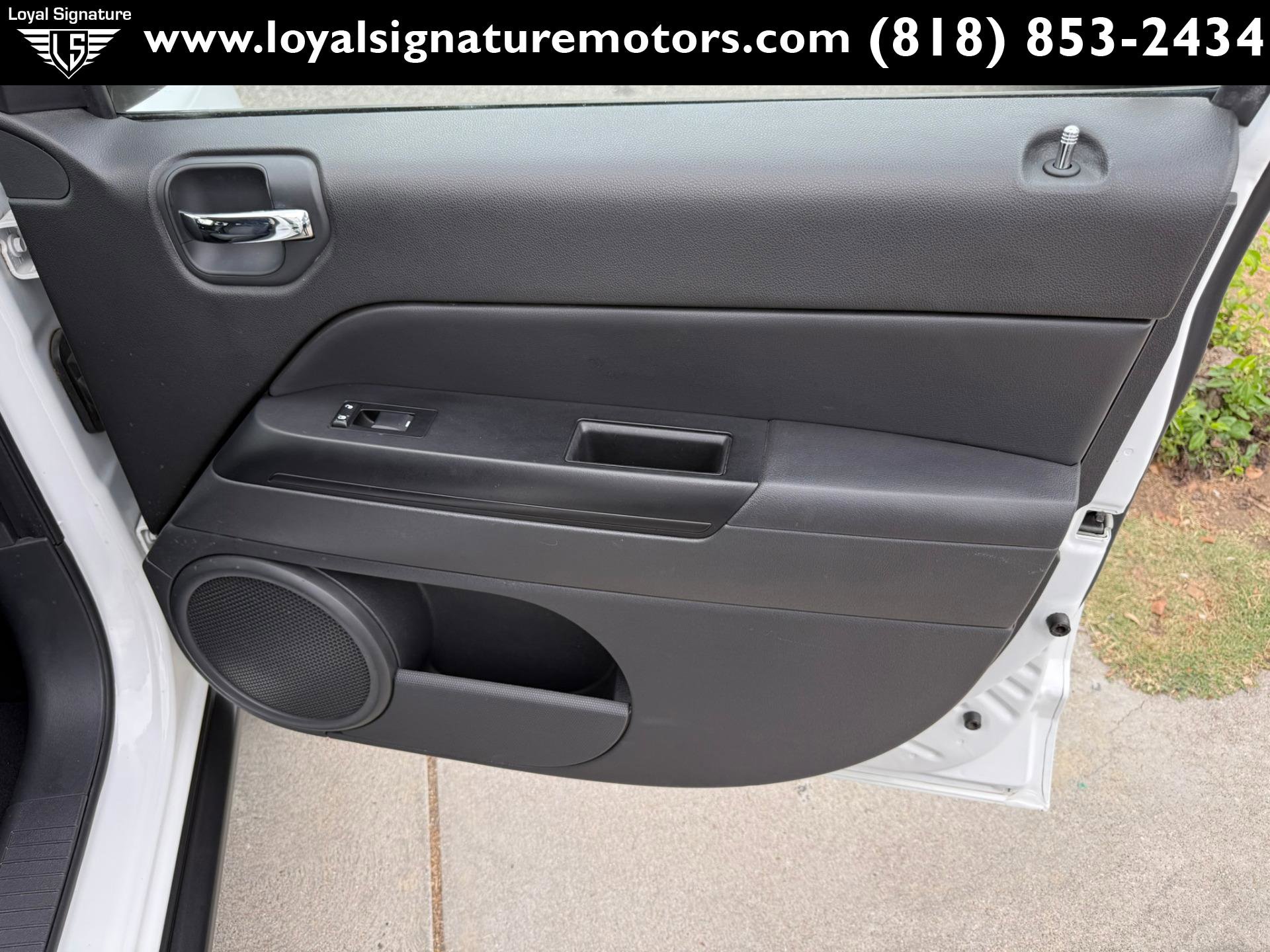 Used 2011 Jeep Compass Latitude image 25