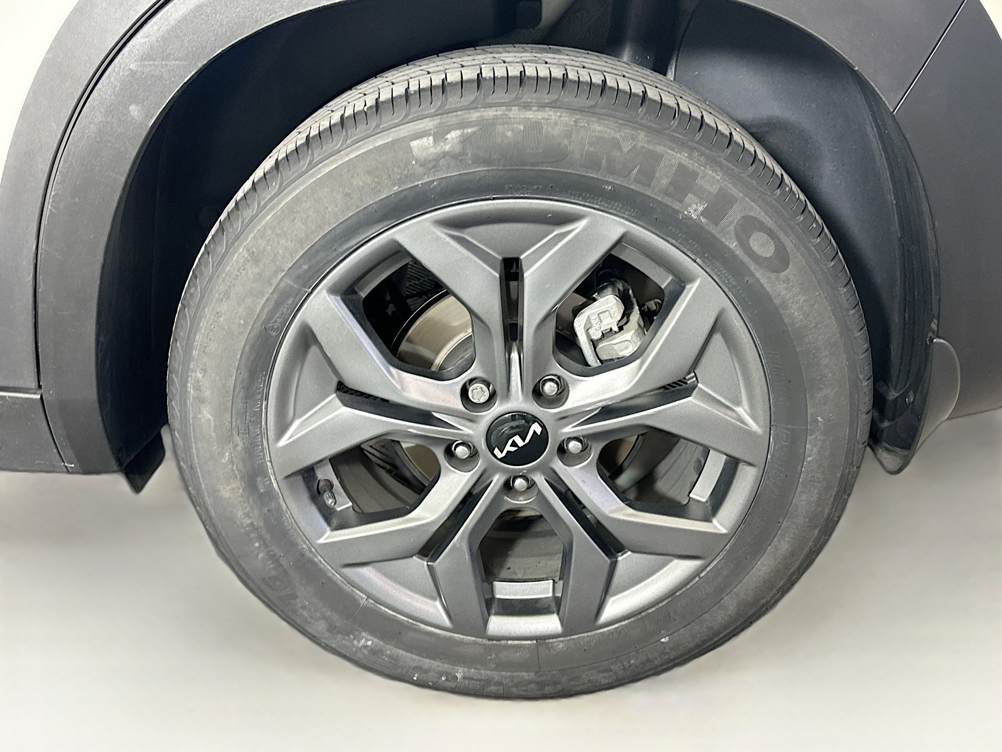 Used 2024 Kia Seltos S image 11