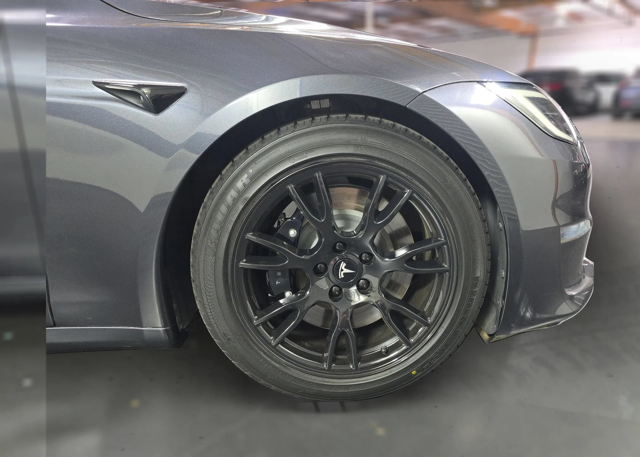 Used 2024 Tesla Model S AWD/4WD image 17