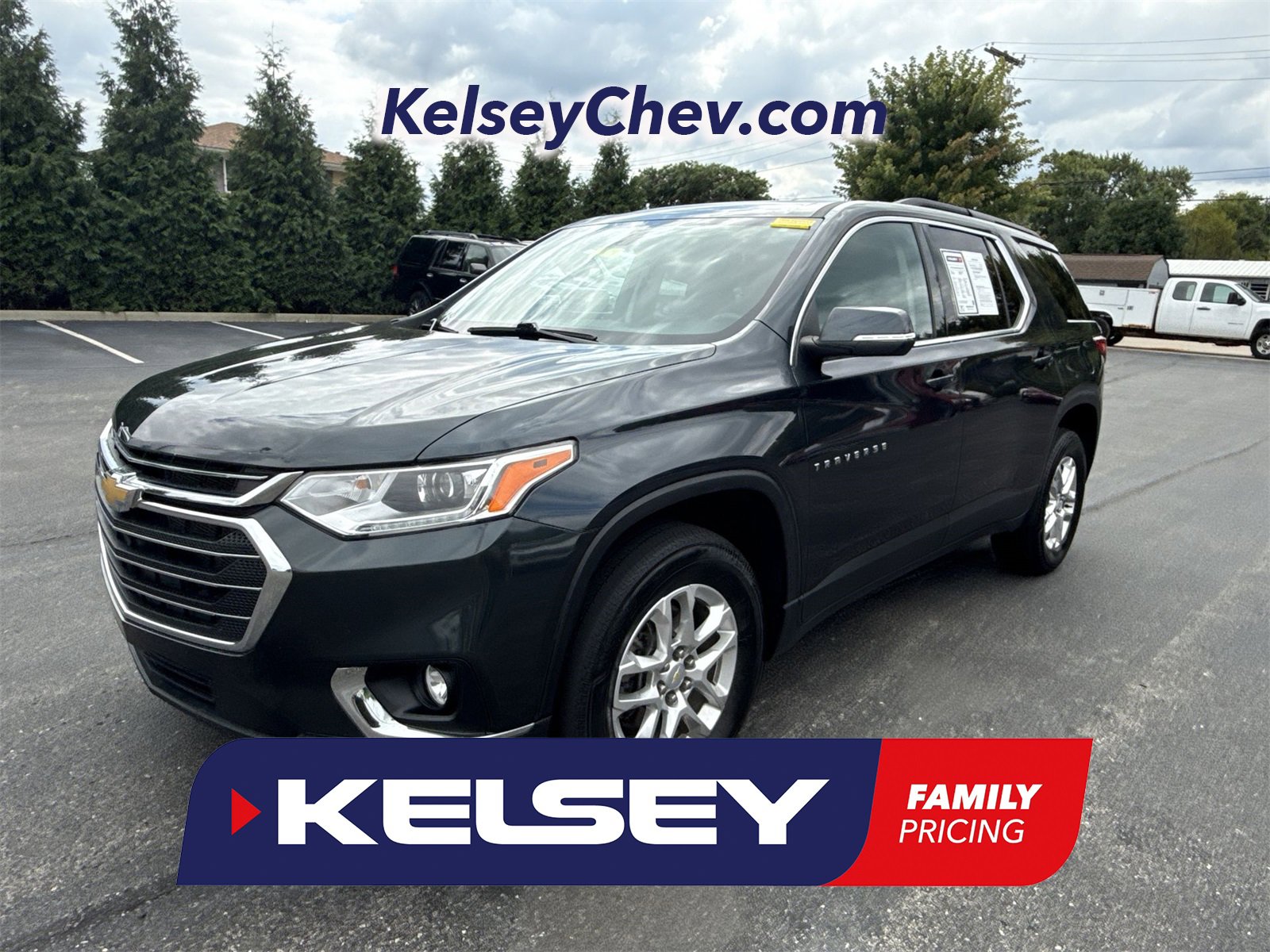 Used 2021 Chevrolet Traverse LT