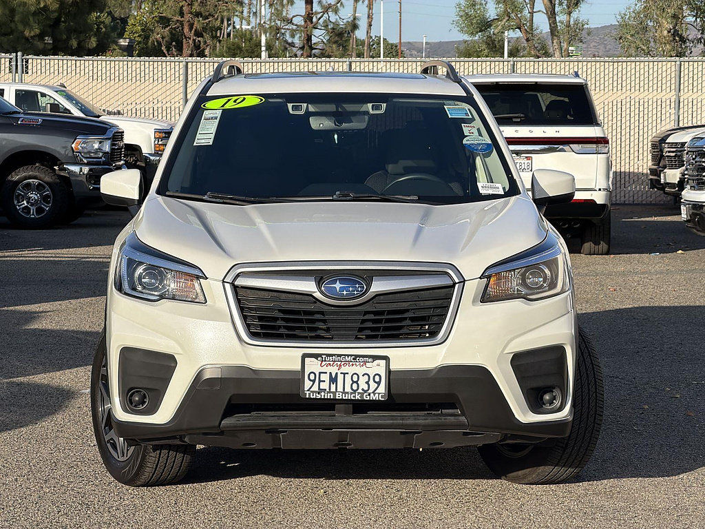Used 2019 Subaru Forester Premium w/ All-Weather Package AWD/4WD image 2