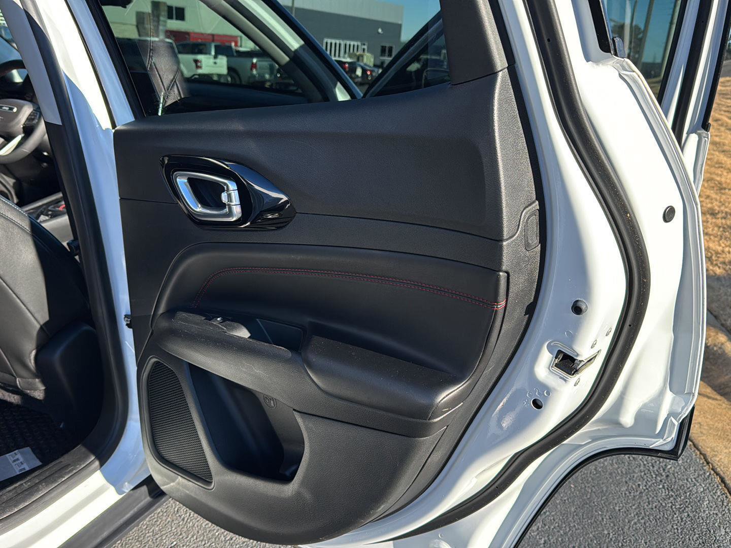 Used 2022 Jeep Compass Trailhawk image 13