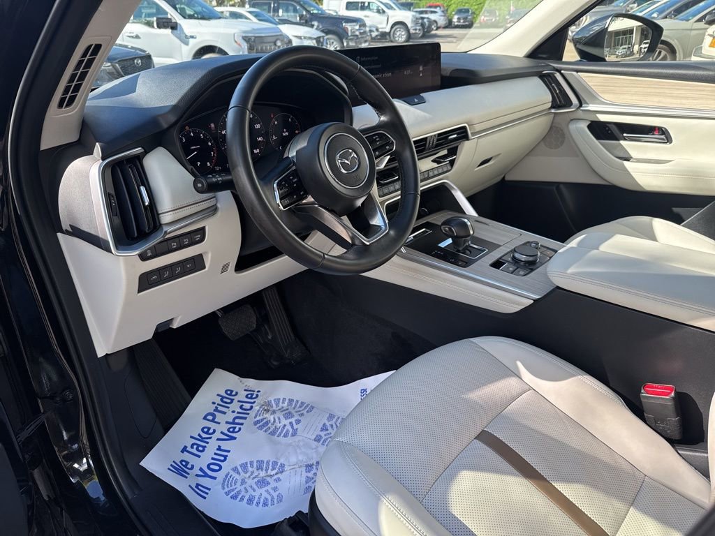 Used 2025 MAZDA CX-90 3.3 Turbo w/ Premium Plus Pkg image 23