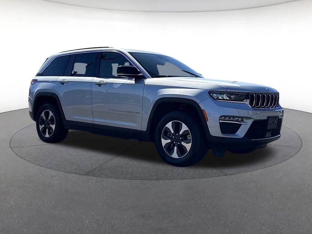 Used 2024 Jeep Grand Cherokee Limited 4xe image 8