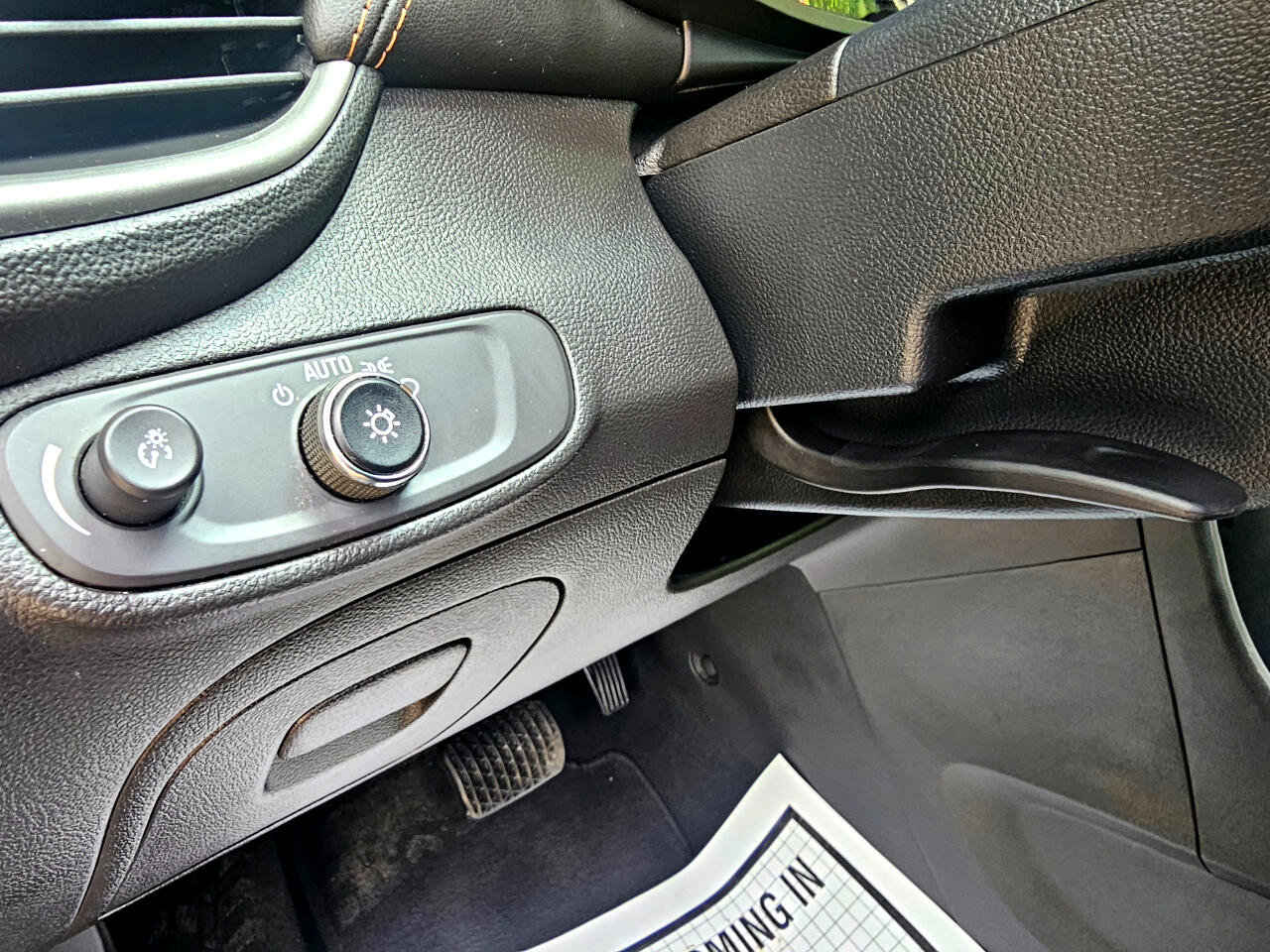 Used 2021 Chevrolet Trax LT w/ Driver Confidence Package image 32