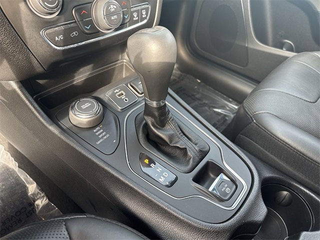 Used 2021 Jeep Cherokee Latitude Lux 80th Anniv w/ Quick Order Package 26U 80TH image 19