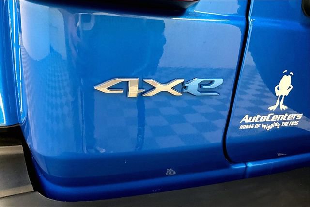 Used 2022 Jeep Wrangler Unlimited Sahara w/ Cold Weather Group image 9