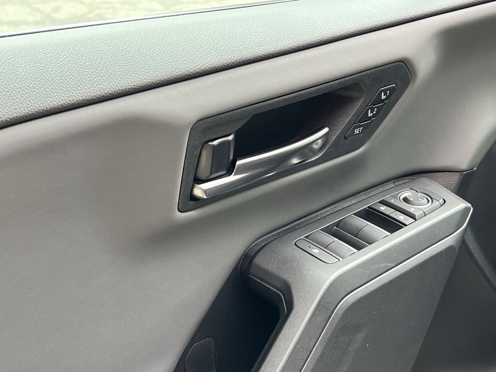 New 2026 Toyota RAV4 XSE image 11