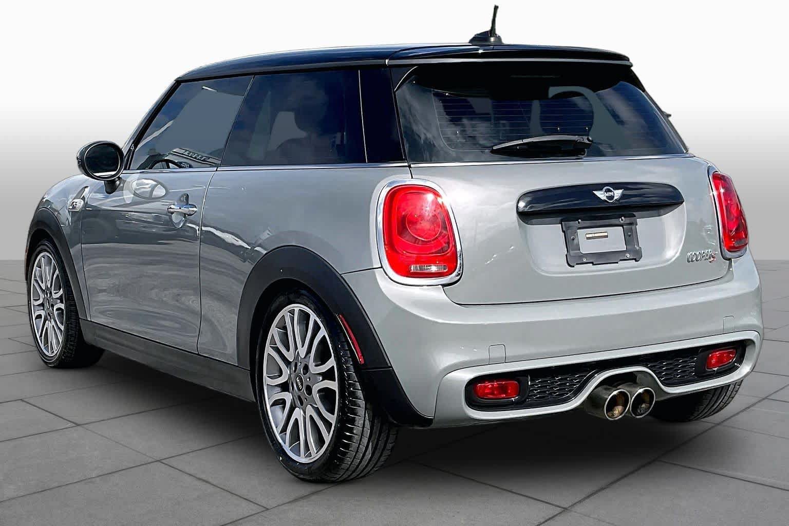 Used 2015 MINI Cooper S FWD image 11
