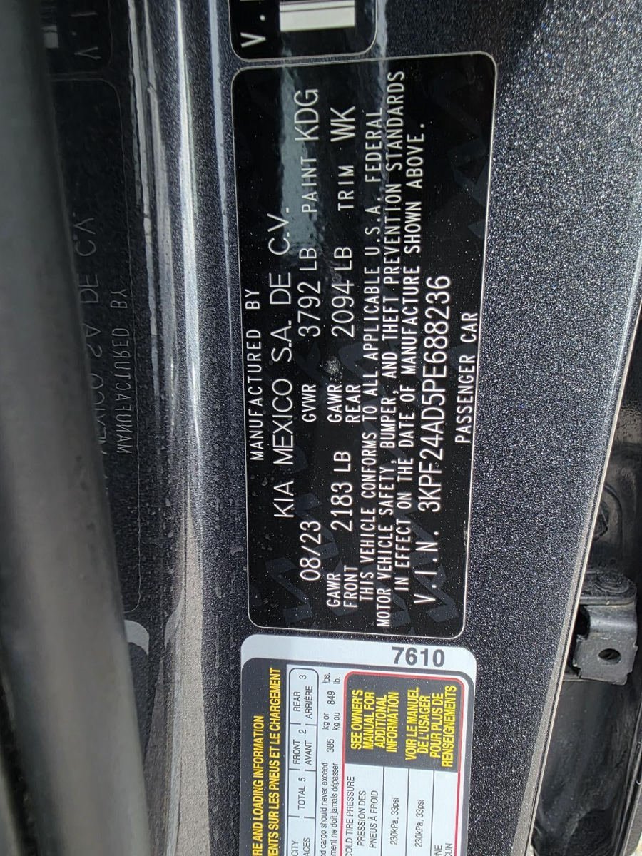 Used 2023 Kia Forte LXS w/ LXS Technology Package FWD image 20
