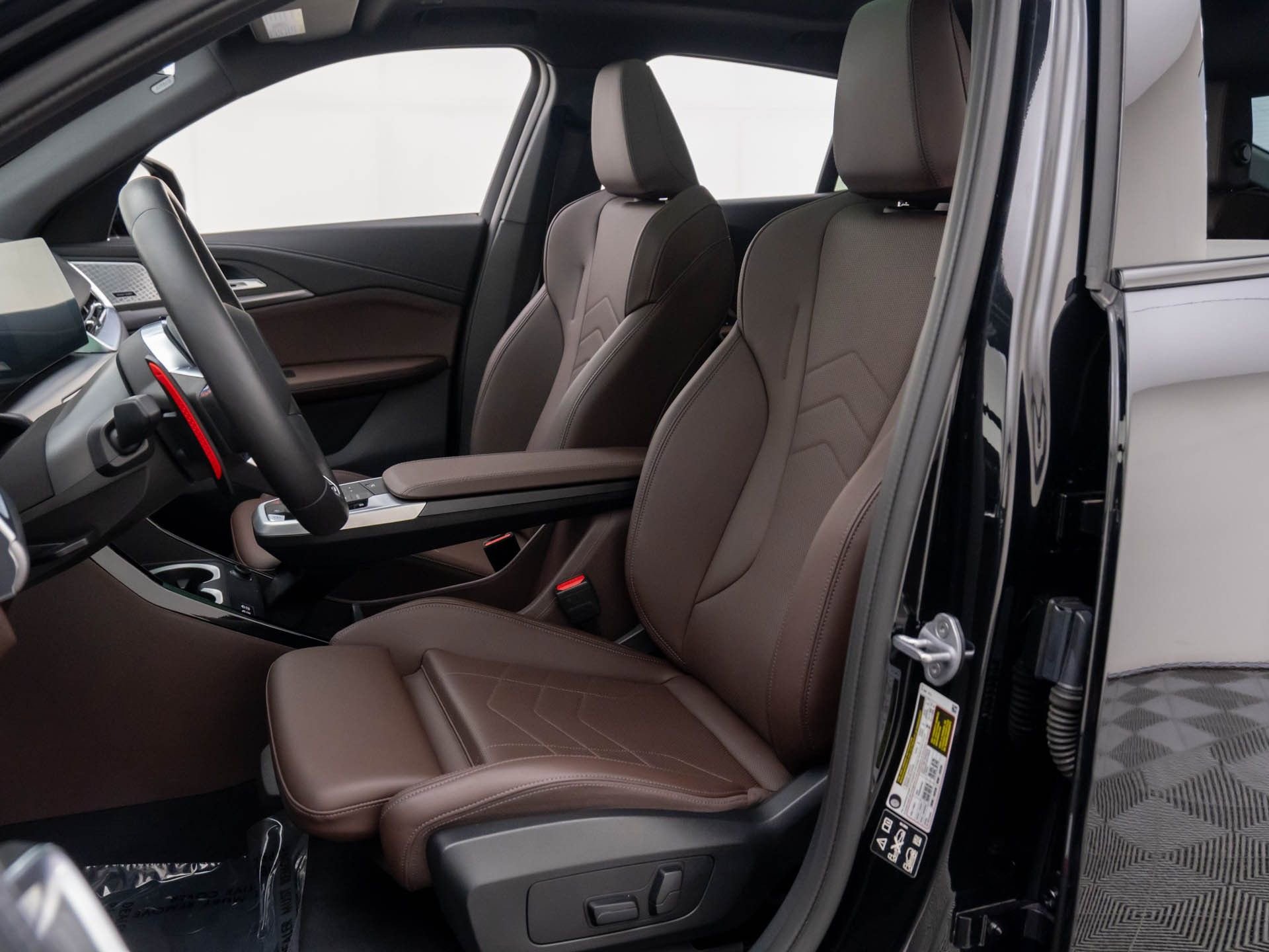 Certified 2025 BMW X2 M35i image 17