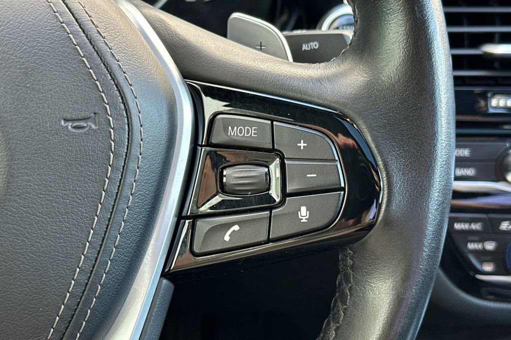 Used 2019 BMW 530i w/ Convenience Package image 27