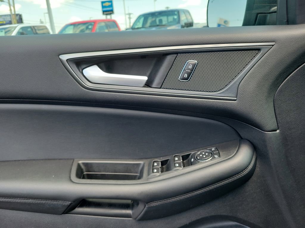 Certified 2021 Ford Edge SE FWD image 20
