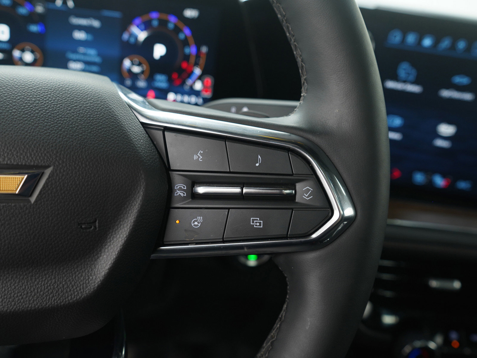 Used 2025 Chevrolet Tahoe High Country w/ Sun And Tow Package image 32