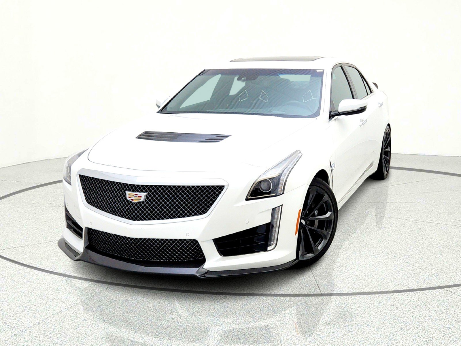 Used 2019 Cadillac CTS V w/ Luxury Package image 2