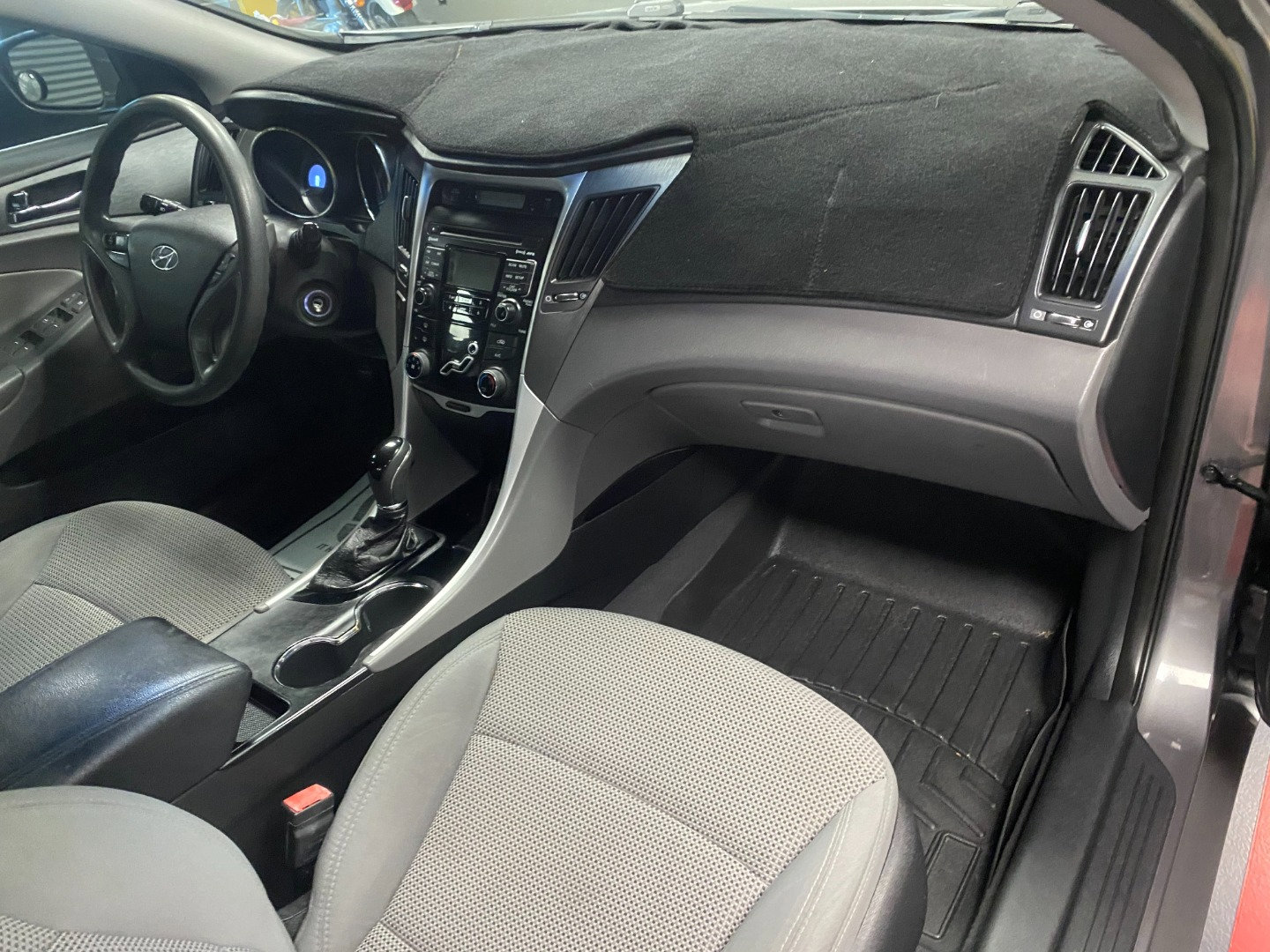 Used 2011 Hyundai Sonata GLS w/ Popular Equipment Pkg 2 FWD image 12