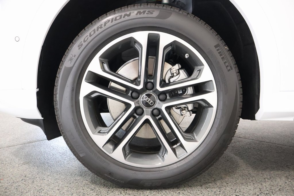 Used 2025 Audi Q5 Premium w/ Convenience Package AWD/4WD image 5