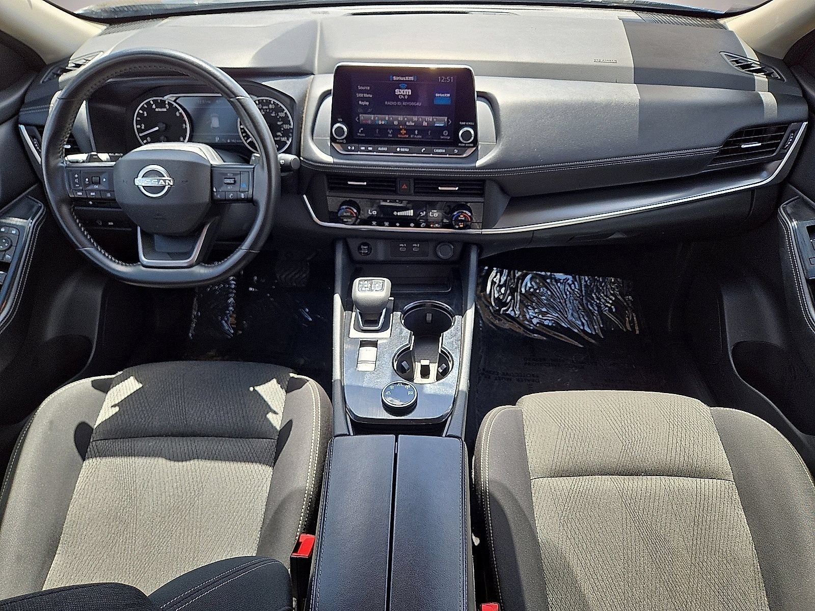 Used 2025 Nissan Rogue SV AWD/4WD image 17