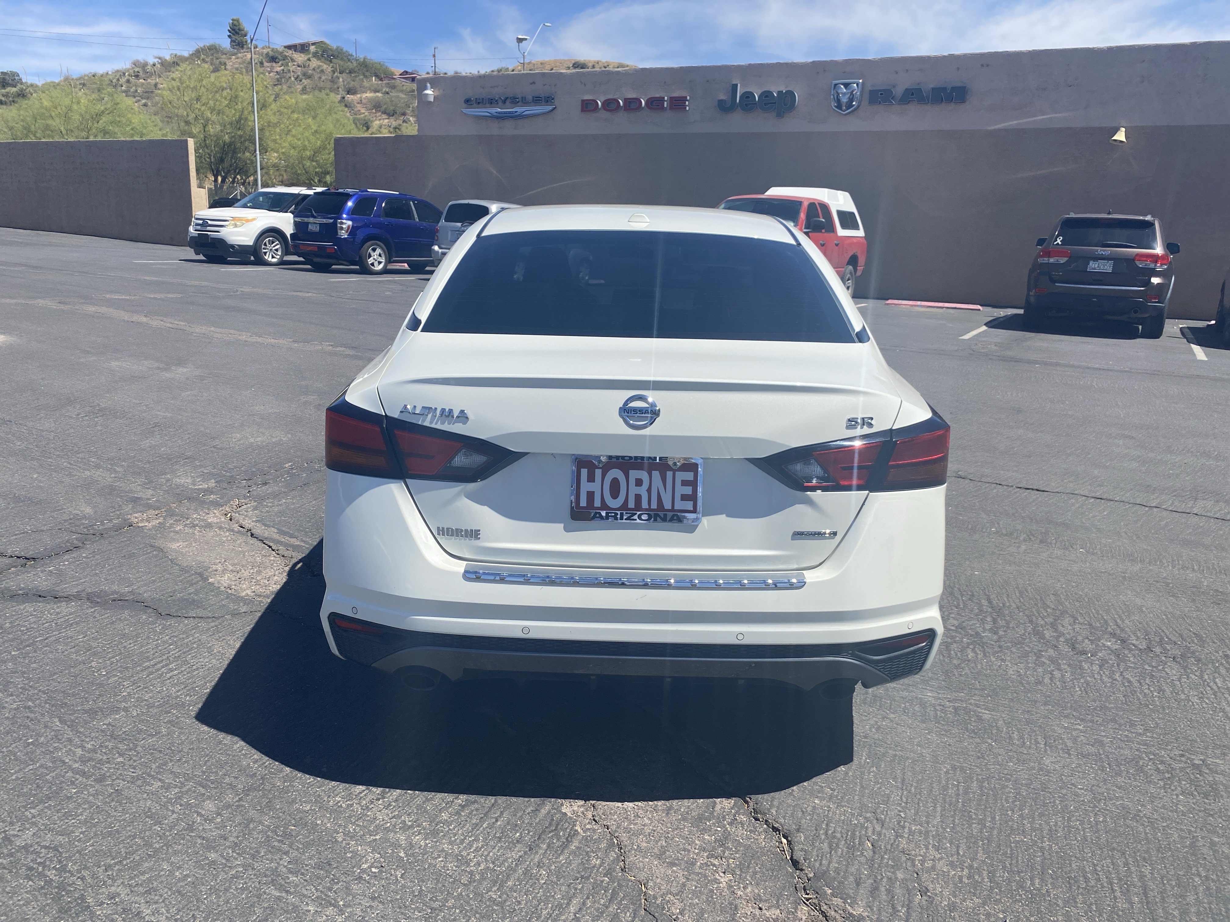 Used 2021 Nissan Altima 2.0 SR FWD image 3
