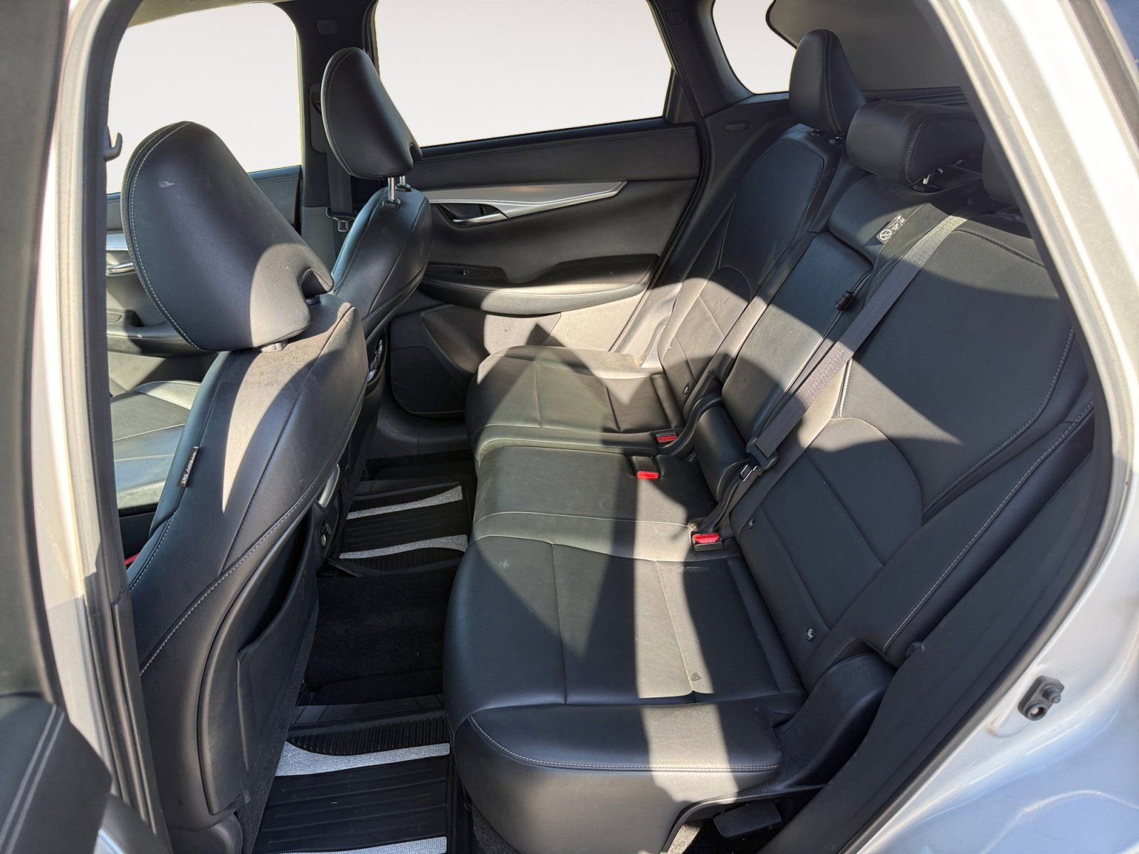 Used 2019 INFINITI QX50 Luxe image 13