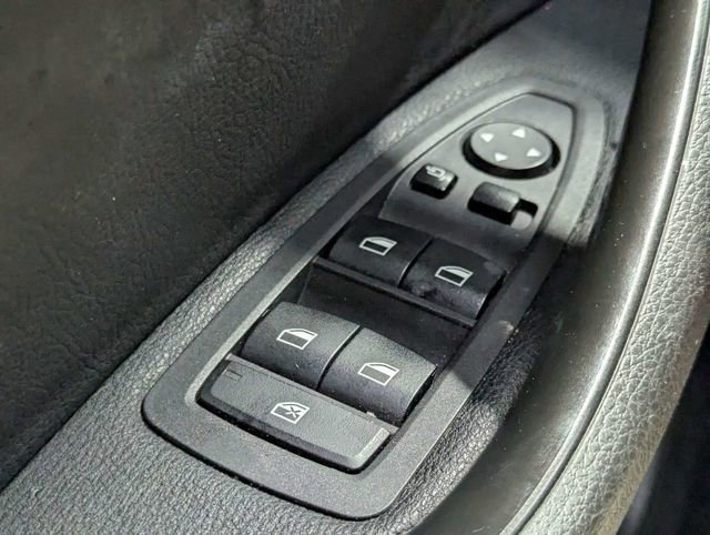 Used 2021 BMW X2 sDrive28i w/ Convenience Package FWD image 17