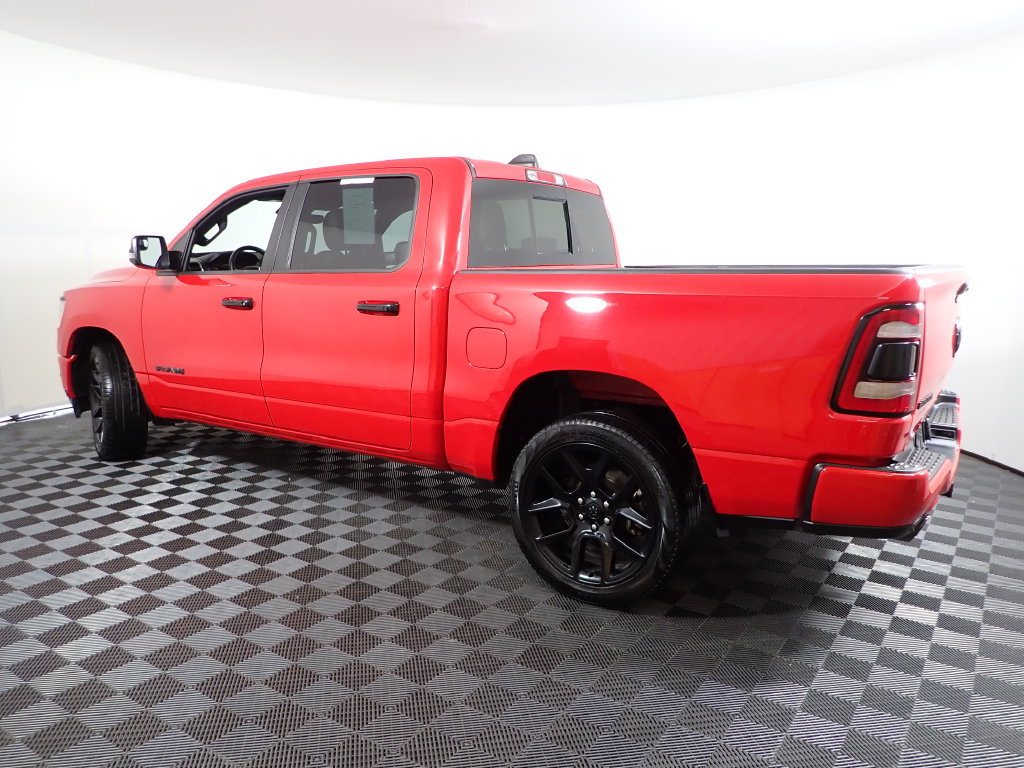 Used 2023 RAM 1500 Laramie AWD/4WD image 12