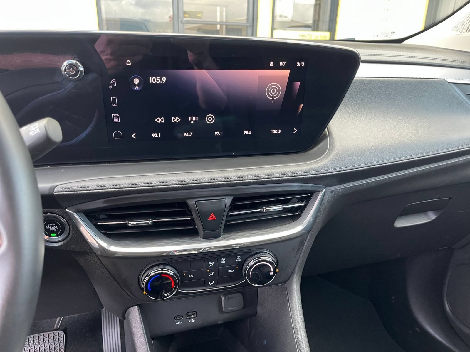 Used 2025 Buick Encore GX Preferred FWD image 16