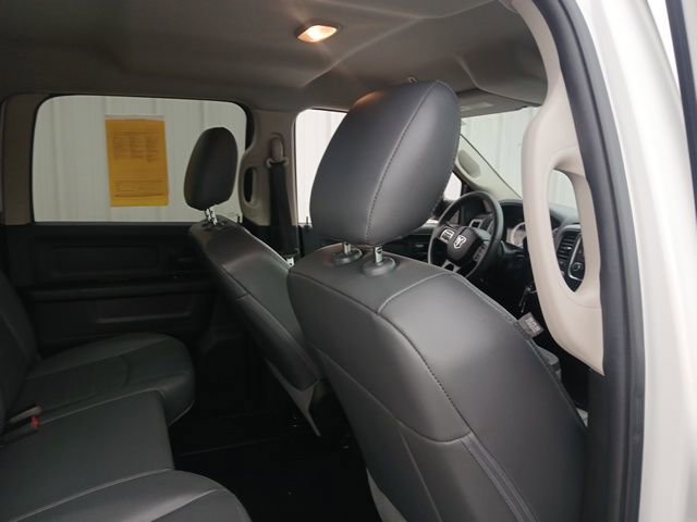 Used 2018 RAM 2500 Tradesman w/ Chrome Appearance Group image 16
