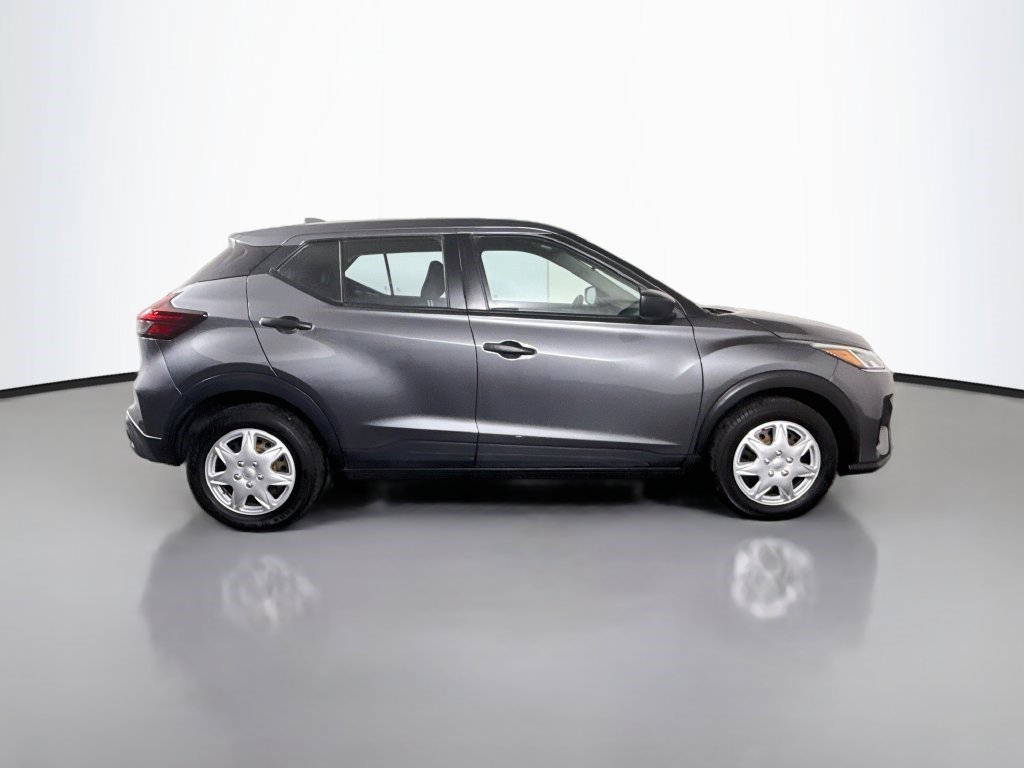 Used 2024 Nissan Kicks S FWD image 11