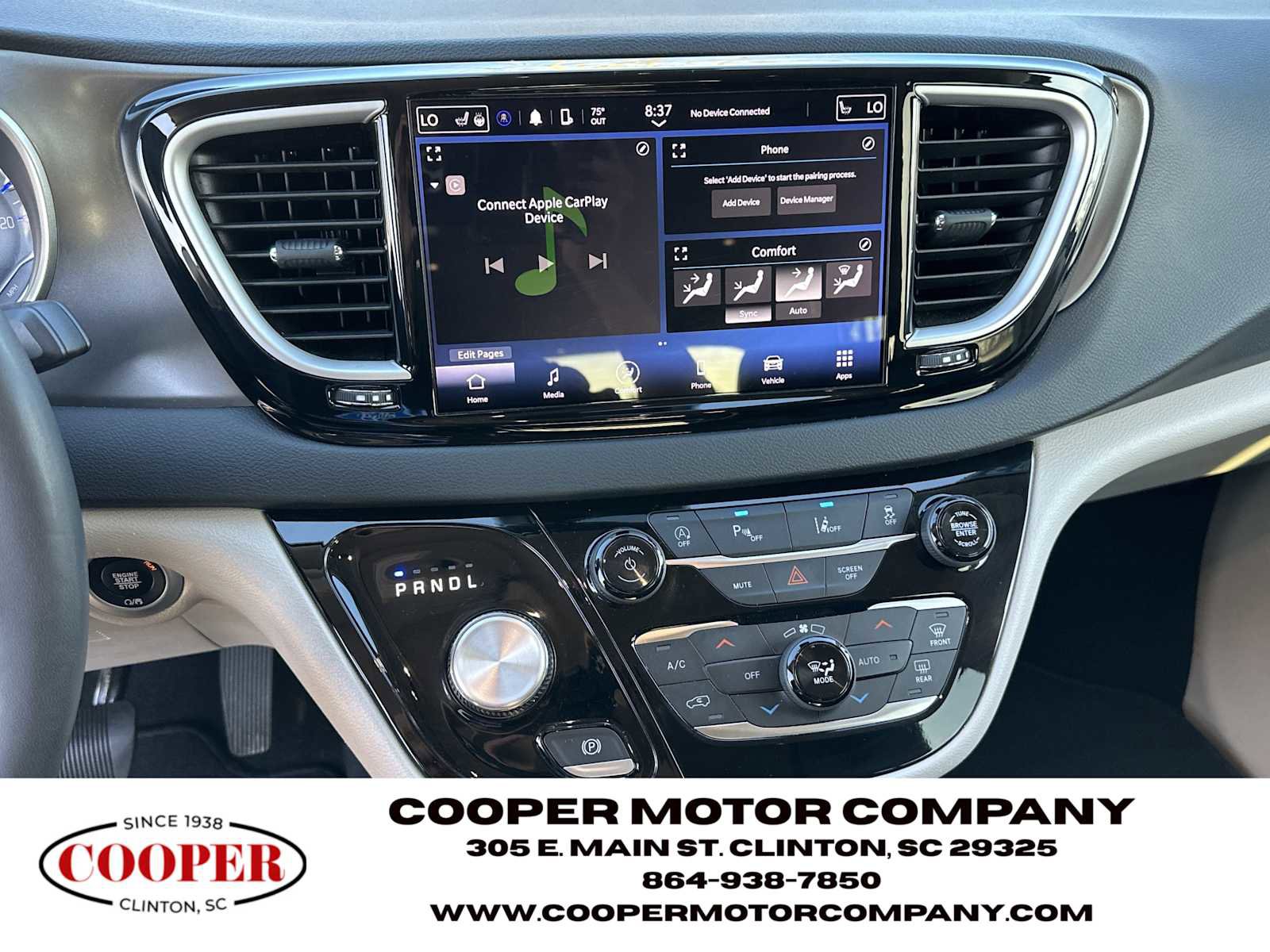 Used 2023 Chrysler Pacifica Touring-L image 23