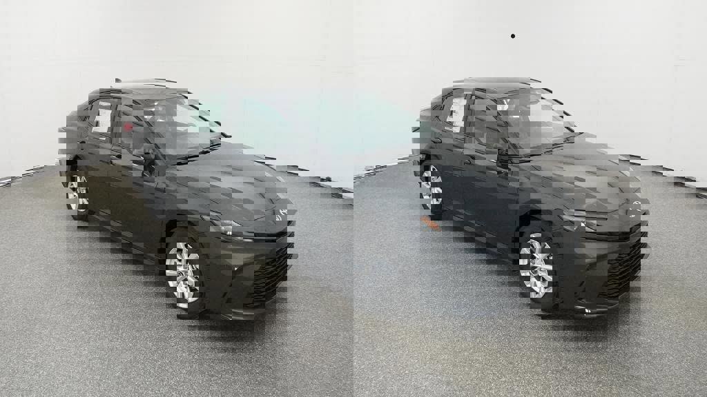 Certified 2026 Toyota Camry LE image 30