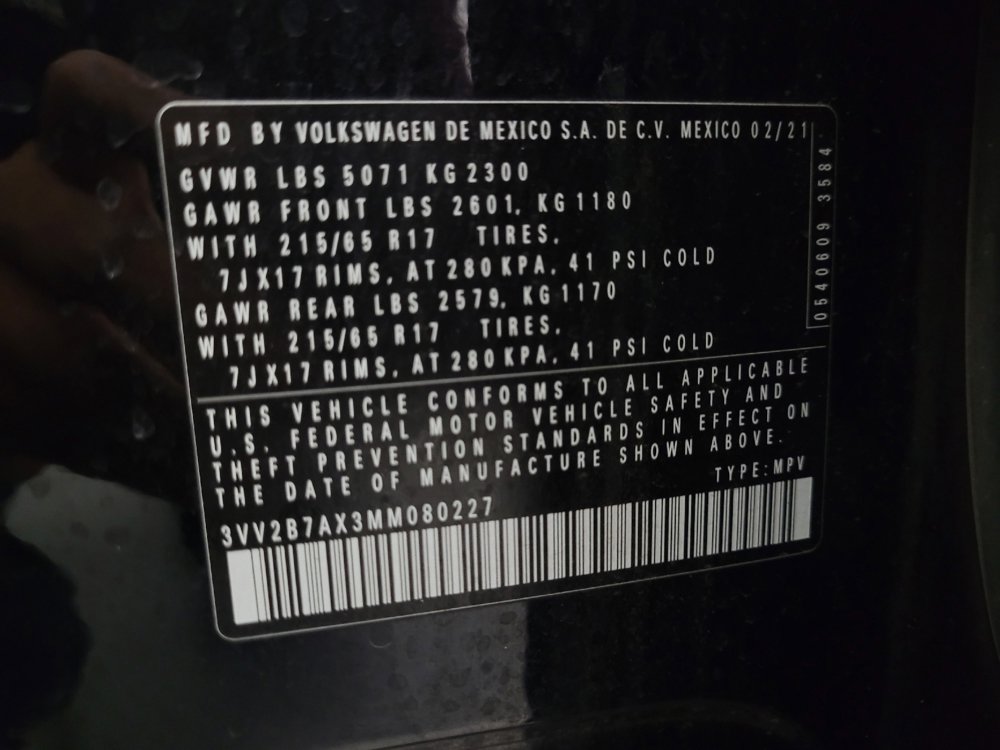 Used 2021 Volkswagen Tiguan SE image 33