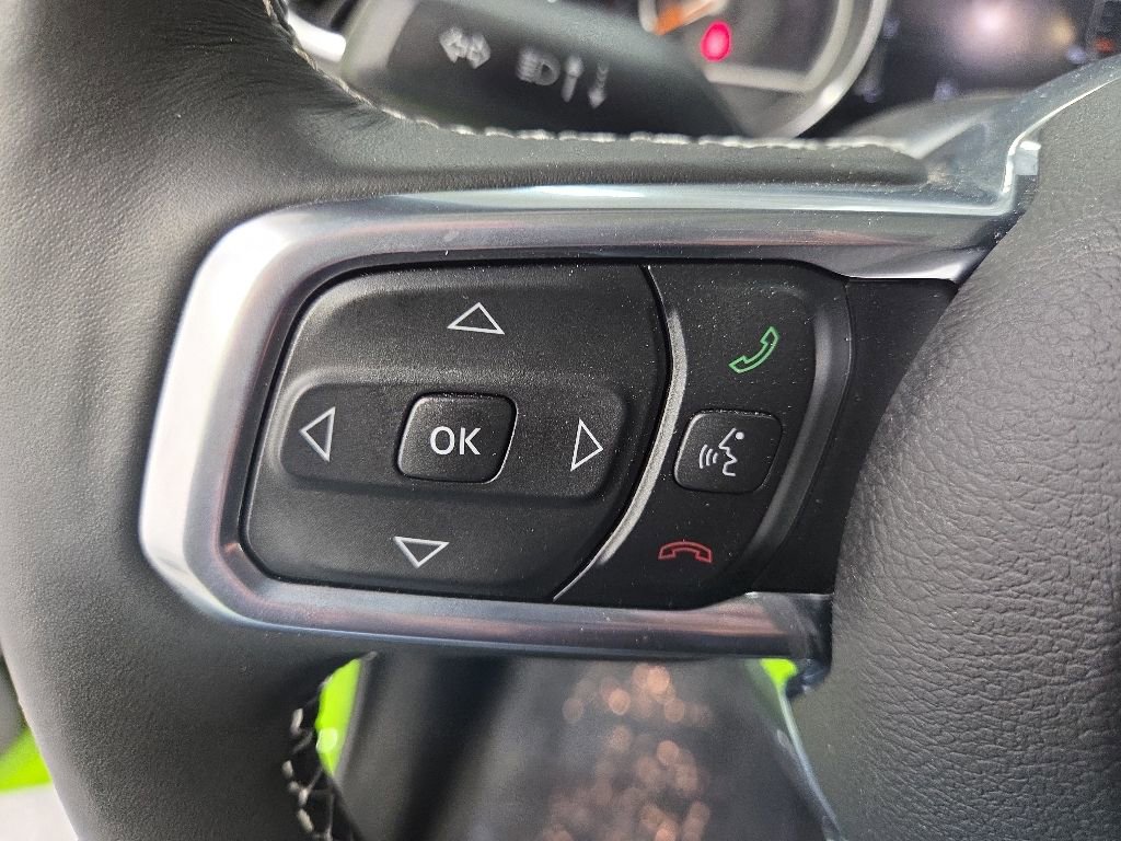 Used 2021 Jeep Gladiator Overland w/ Uconnect 4C Nav & Sound Group AWD/4WD image 14