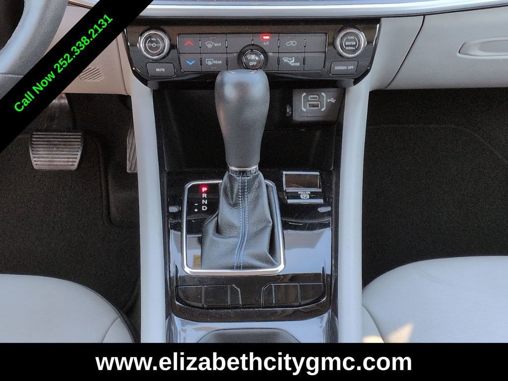 Used 2022 Jeep Compass Latitude FWD image 21