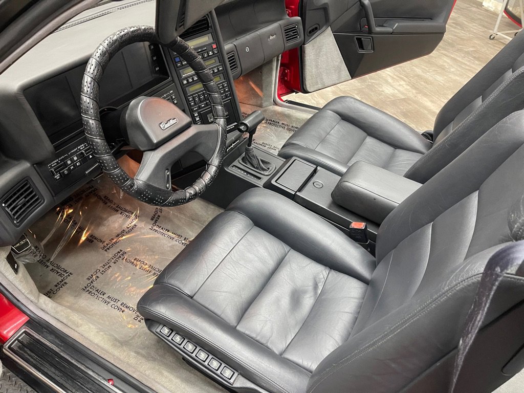 Used 1989 Cadillac Allante image 27