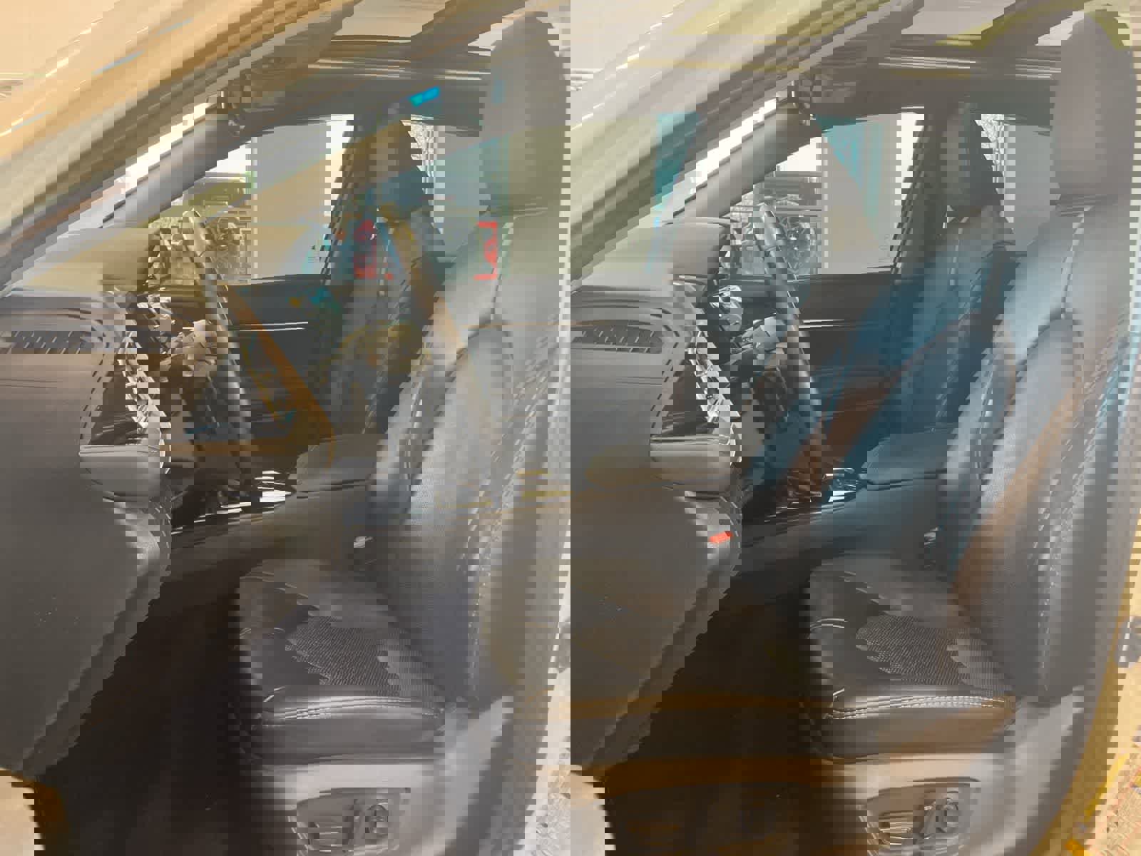 Used 2018 Toyota Camry image 12