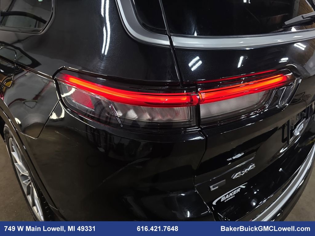 Used 2022 Jeep Grand Cherokee L Summit w/ Advanced Protech Group IV image 40