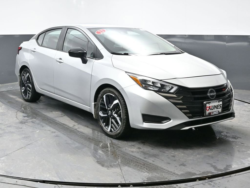 Used 2023 Nissan Versa SR w/ Trunk Package FWD image 6