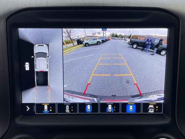 Used 2023 GMC Sierra 3500 Denali image 10